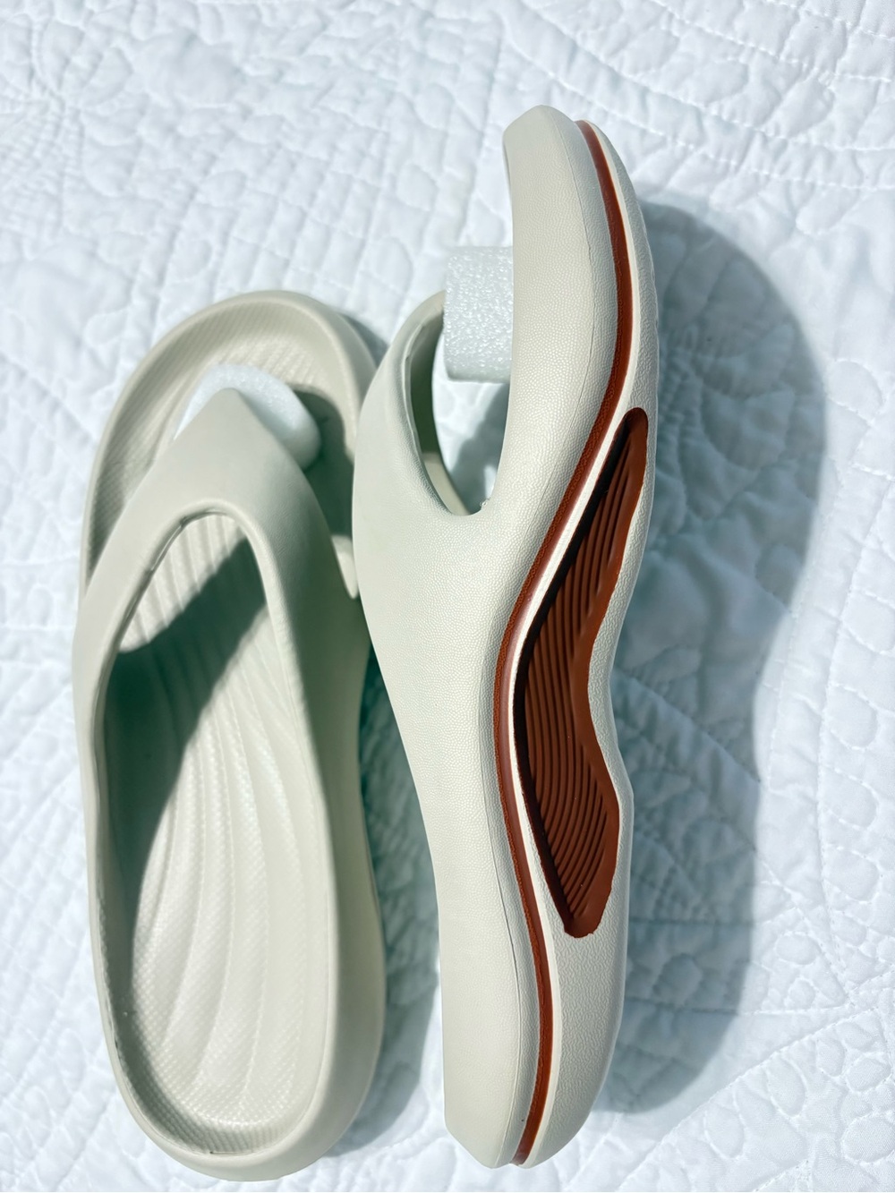 Minimalist Cream Women’s Cushioned Arch Support Slide Sandals